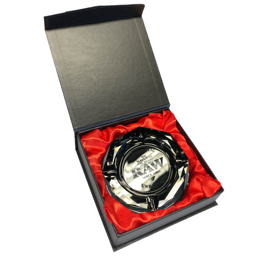 wholesale raw thick glass ashtray the dark side